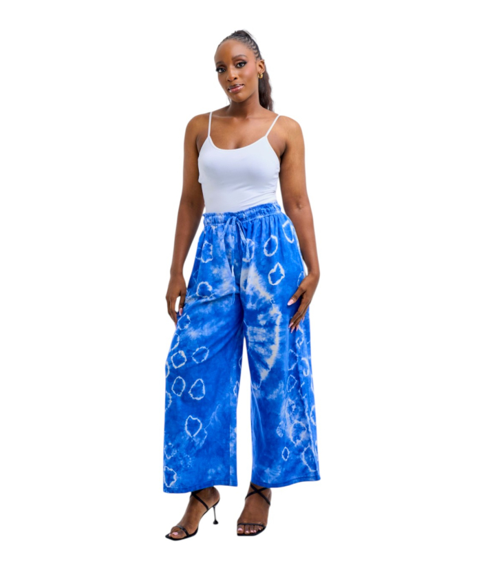 Pantalon bleu tie-dye trois-quarts